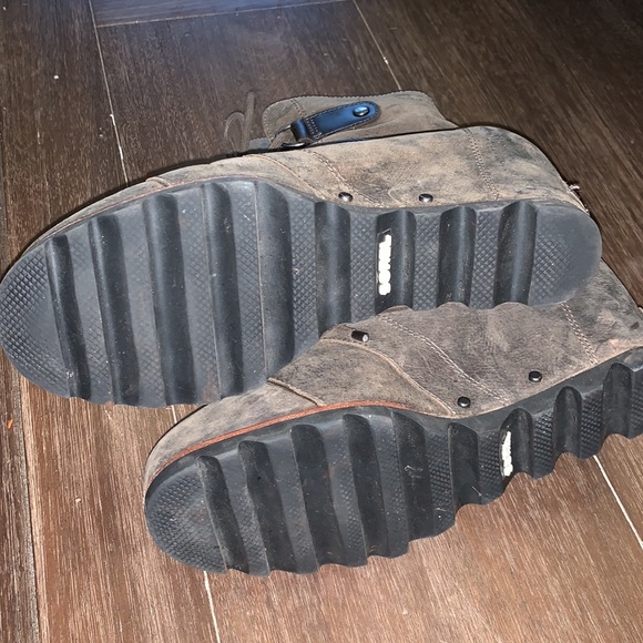 Sorel lace up winter boot size 9 - Picture 4 of 4